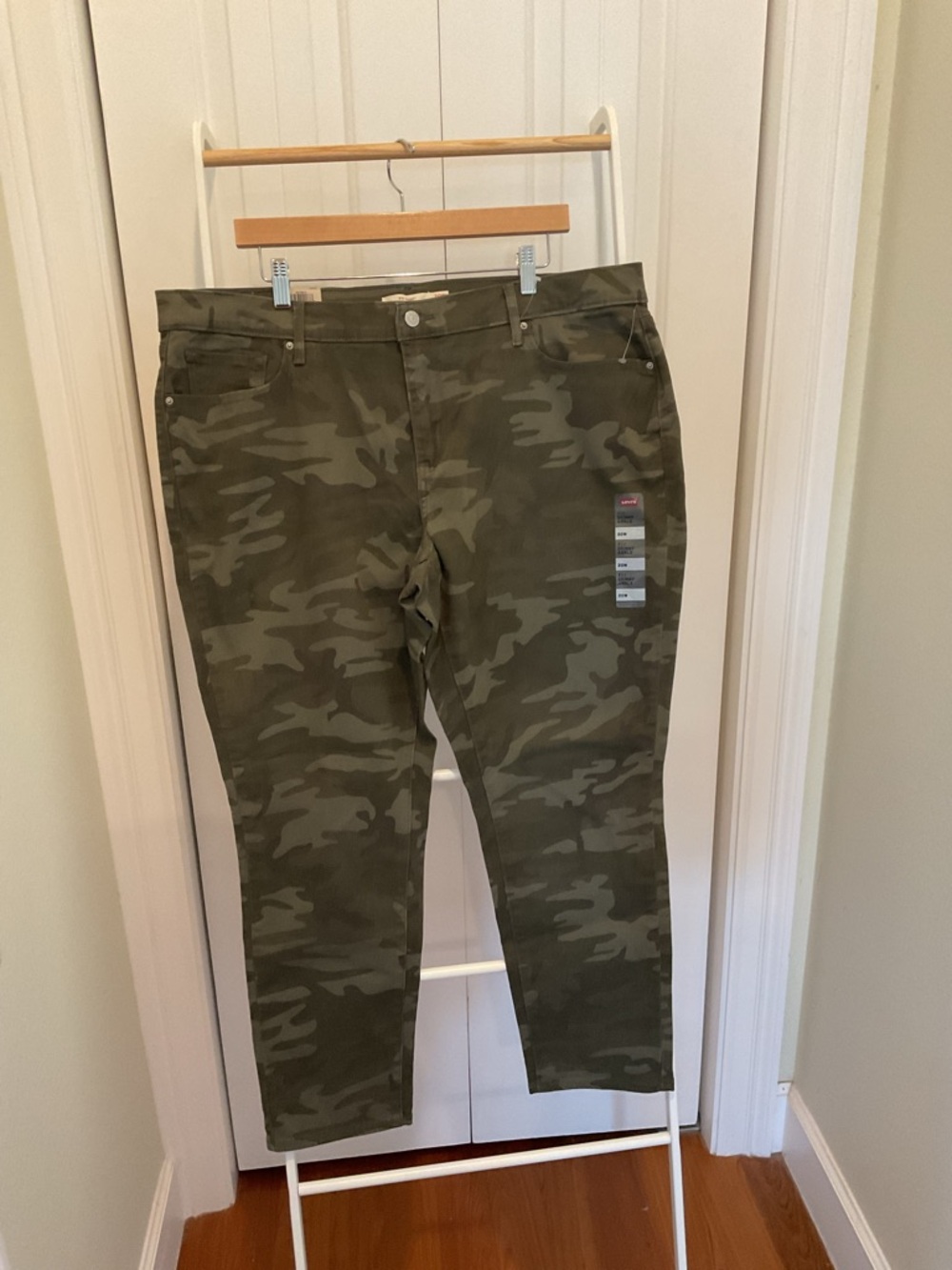 Levi's Jeans Camo Skinny Ankle Jeans - 711